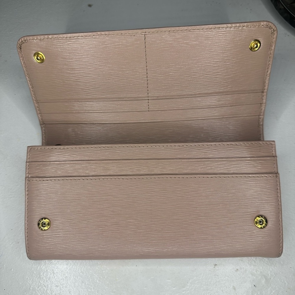 Authentic Prada wallet - Picture 3 of 12